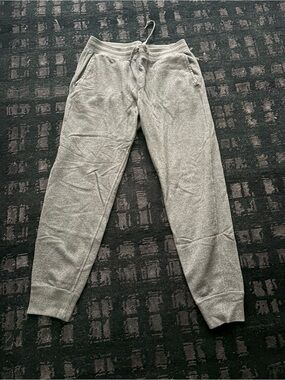 Uniqlo Men's Light Gray Sweatpants Joggers